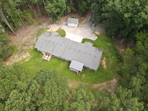 Tiny photo for 136 & 138 Edmunds Cemetery Road, McCormick, SC 29835 (MLS # 543632)