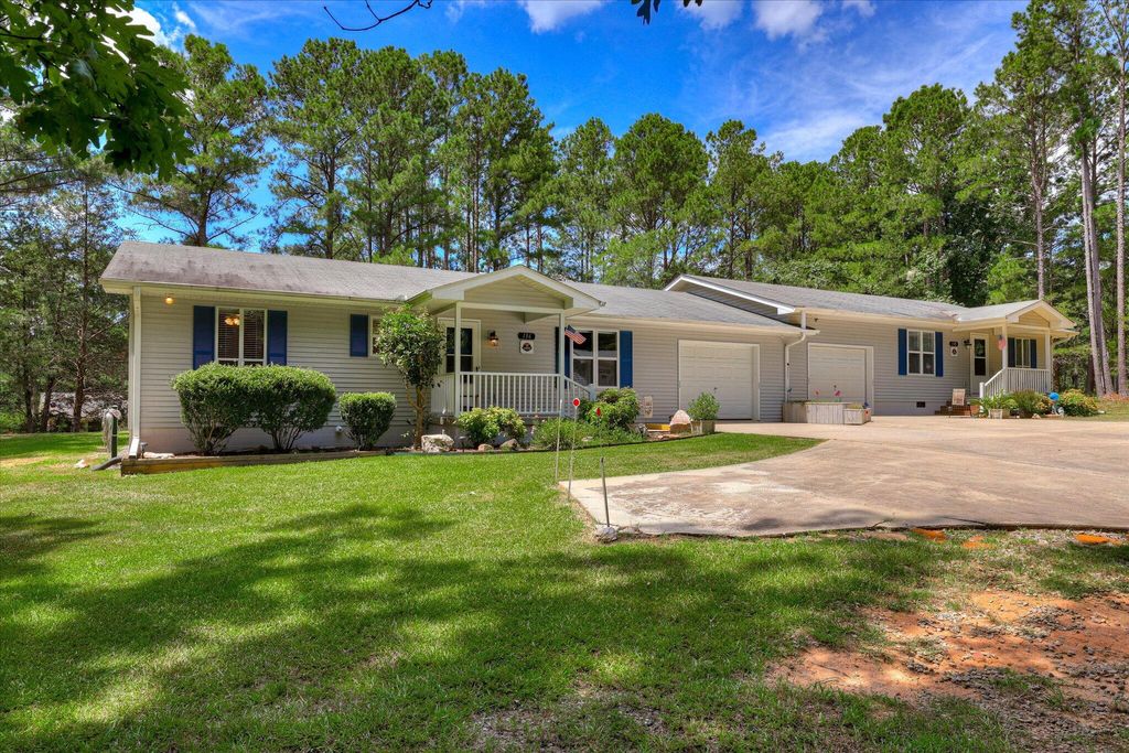 Photo for 136 & 138 Edmunds Cemetery Road, McCormick, SC 29835 (MLS # 543632)