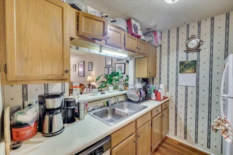 Tiny photo for 305 W Clifton Avenue, North Augusta, SC 29841 (MLS # 548717)