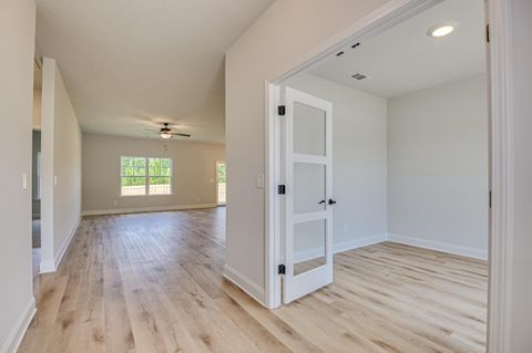 Tiny photo for 864 Sweetgrass Circle, Harlem, GA 30814 (MLS # 546944)