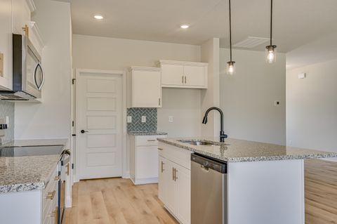 Tiny photo for 864 Sweetgrass Circle, Harlem, GA 30814 (MLS # 546944)