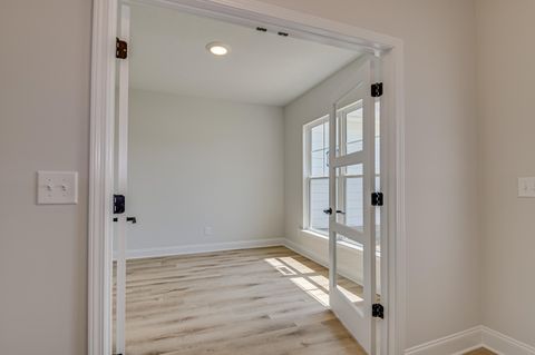 Tiny photo for 864 Sweetgrass Circle, Harlem, GA 30814 (MLS # 546944)