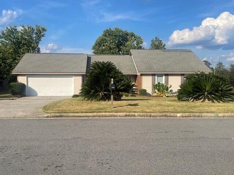 Photo of 4127 Meriden Drive, Martinez, GA 30907 (MLS # 547372)