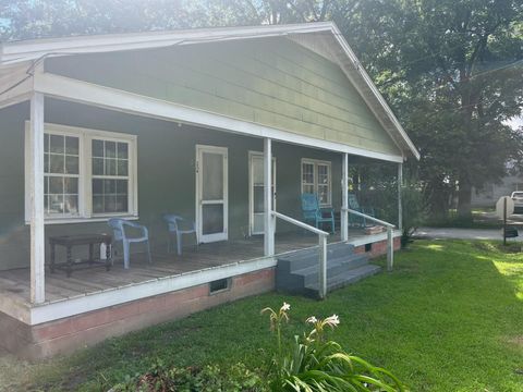 Photo of 236 Greenway Street, Thomson, GA 30824 (MLS # 550430)