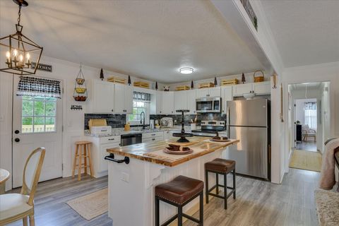 Tiny photo for 2491 Parkway Drive Drive, Augusta, GA 30904 (MLS # 547683)