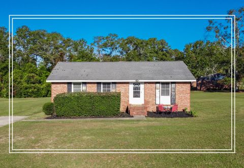 Photo of 507 Airport Road, Trenton, SC 29847 (MLS # 548662)