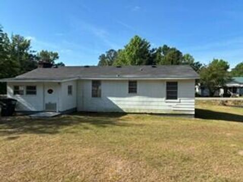 Photo of 703 E Walker Street, Wrens, GA 30833 (MLS # 555125)