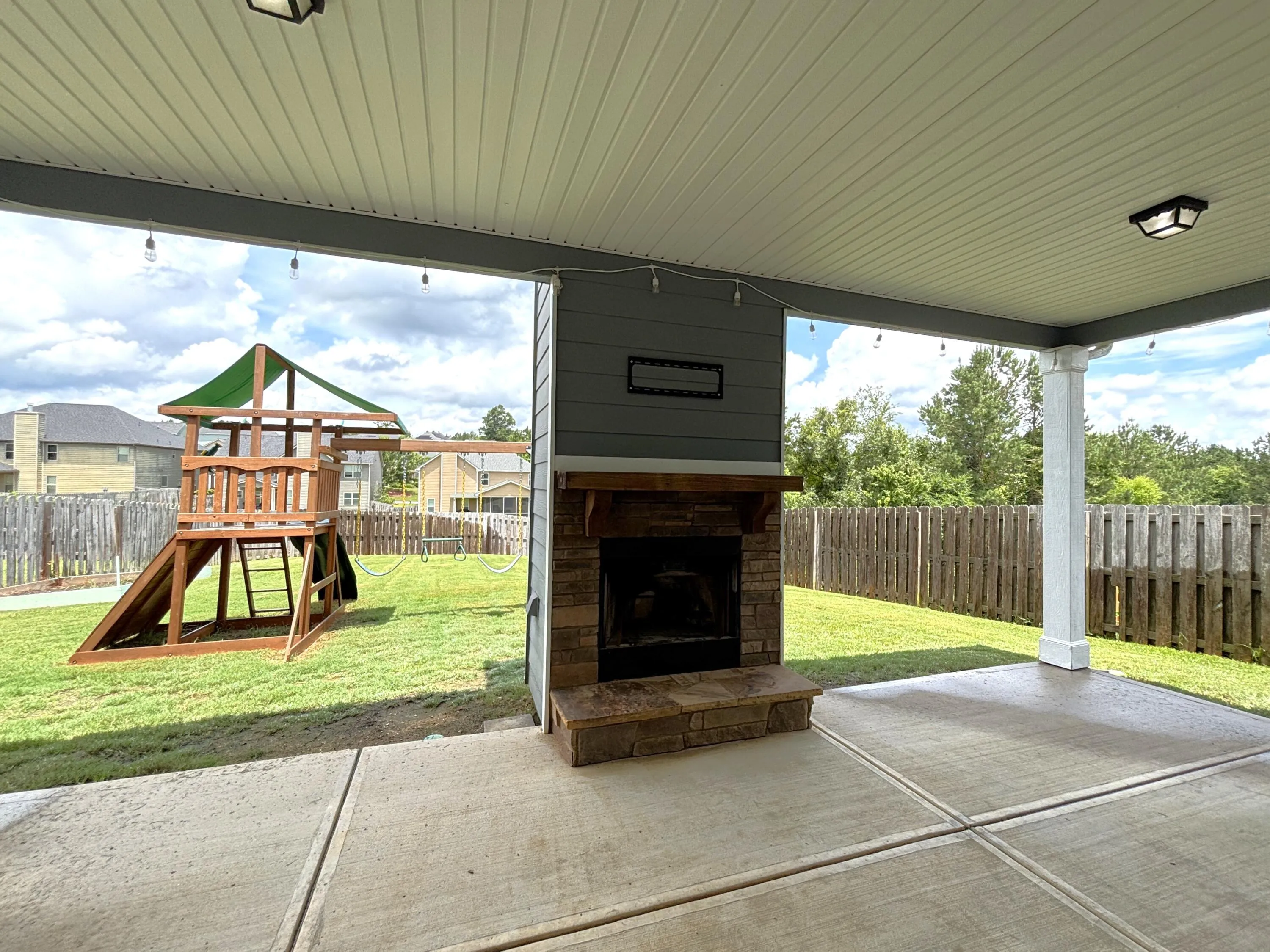 Evans, Georgia 30809, United States, 4 Bedrooms Bedrooms, ,3 BathroomsBathrooms,Residential,Active,182024