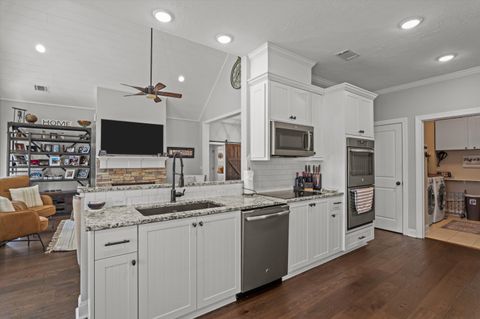 Tiny photo for 137 Memorial Drive, McCormick, SC 29835 (MLS # 551549)