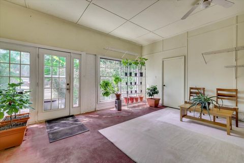 Tiny photo for 1259 Jefferson Street, McCormick, SC 29835 (MLS # 547439)