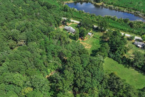 Tiny photo for 1259 Jefferson Street, McCormick, SC 29835 (MLS # 547439)