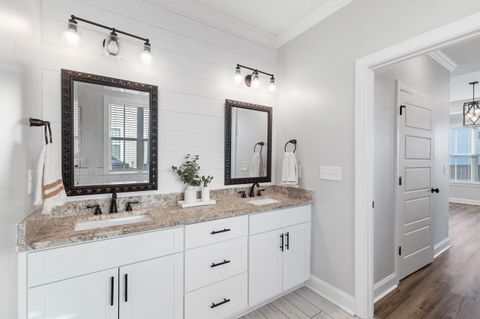 Tiny photo for 422 Woodlawn Street, Evans, GA 30809 (MLS # 547981)