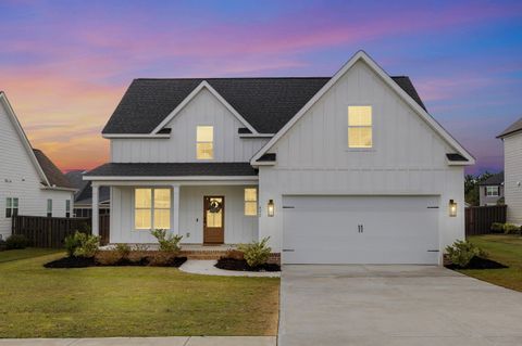 Photo of 422 Woodlawn Street, Evans, GA 30809 (MLS # 547981)