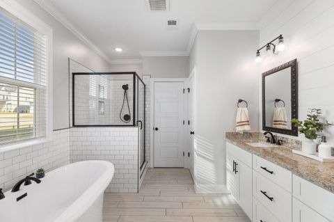 Tiny photo for 422 Woodlawn Street, Evans, GA 30809 (MLS # 547981)
