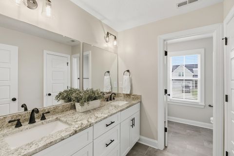 Tiny photo for 422 Woodlawn Street, Evans, GA 30809 (MLS # 547981)