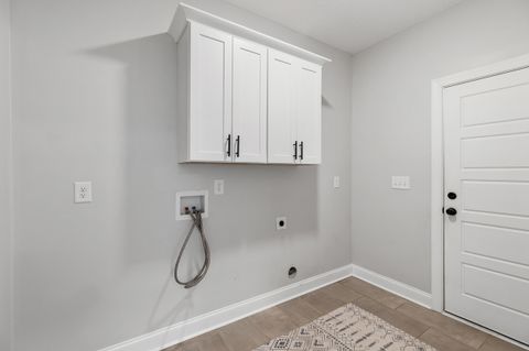 Tiny photo for 422 Woodlawn Street, Evans, GA 30809 (MLS # 547981)