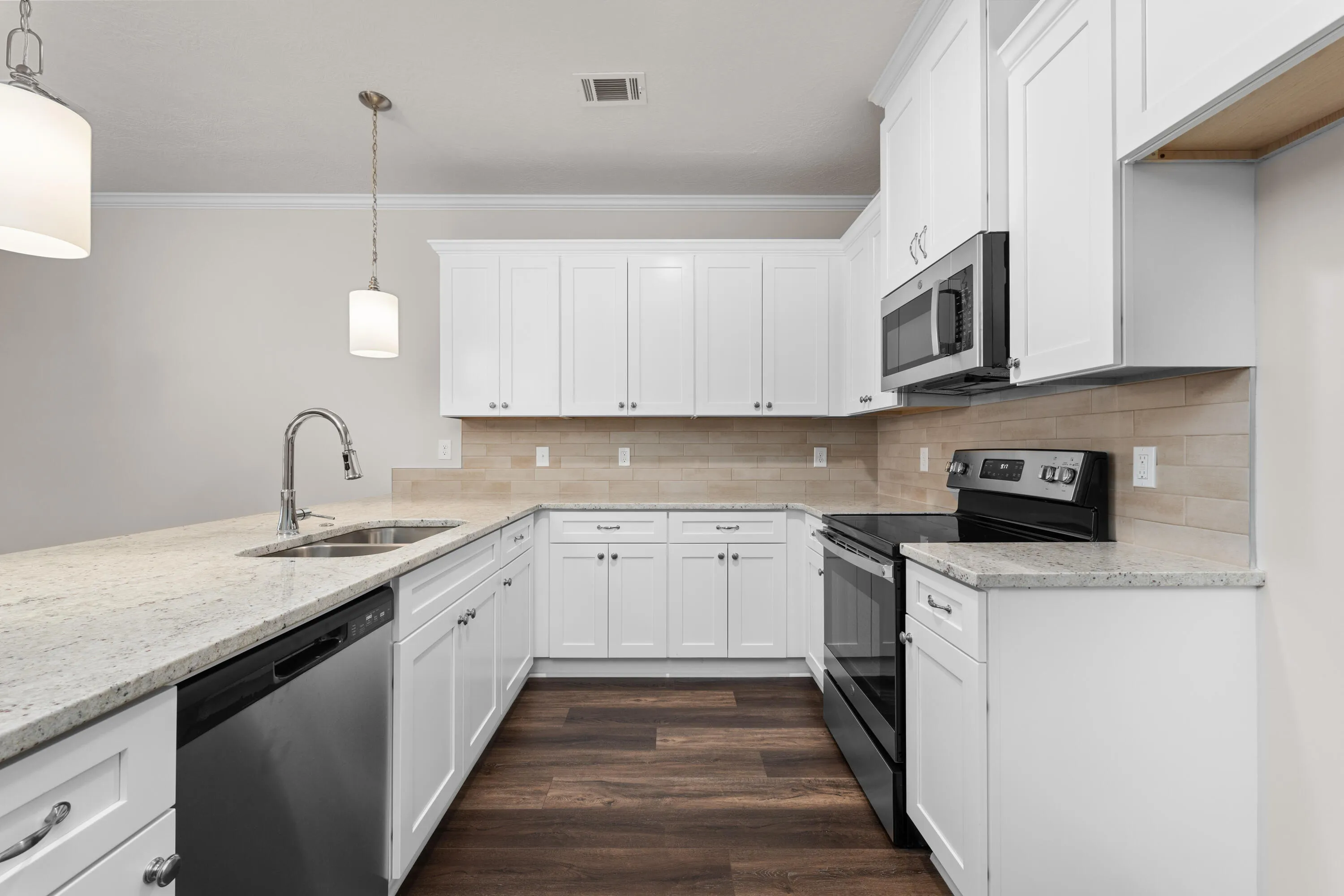 Aiken, South Carolina 29803, United States, 2 Bedrooms Bedrooms, ,2 BathroomsBathrooms,Residential,Active,138243