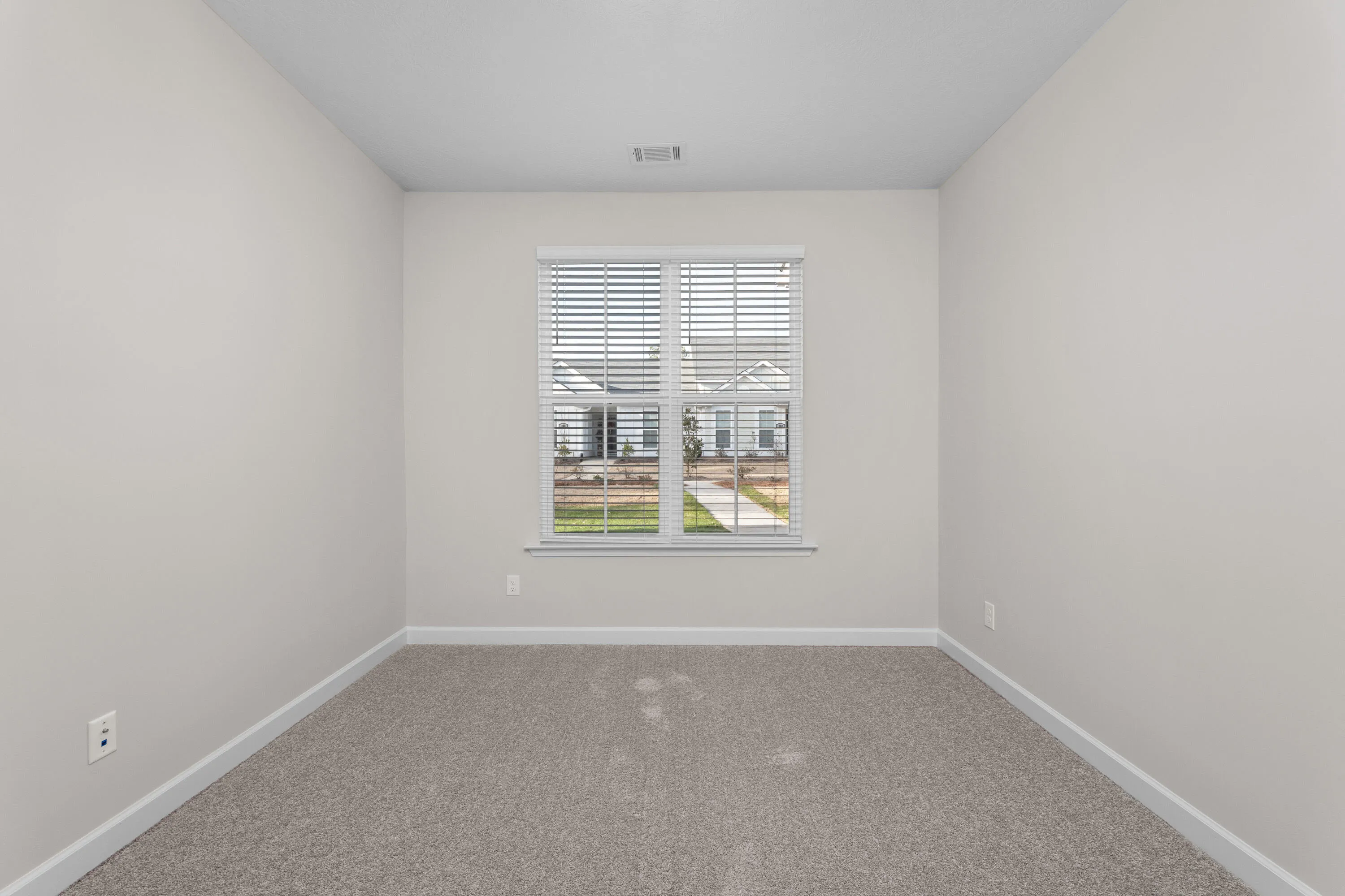 Aiken, South Carolina 29803, United States, 2 Bedrooms Bedrooms, ,2 BathroomsBathrooms,Residential,Active,138243