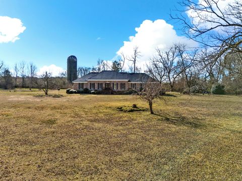 A home in Crawfordville