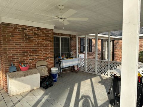 A home in Crawfordville