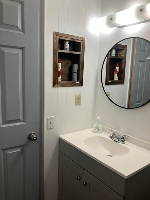 Tiny photo for 209 Cedar Knoll Lane, Troy, SC 29848 (MLS # 549294)