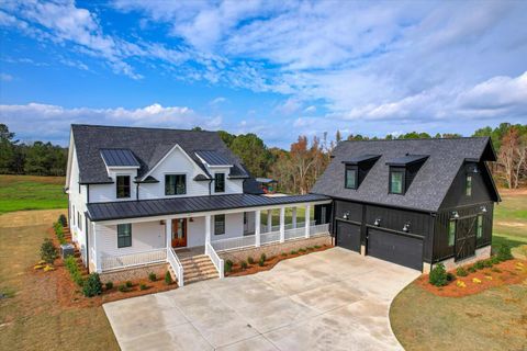 A home in Appling