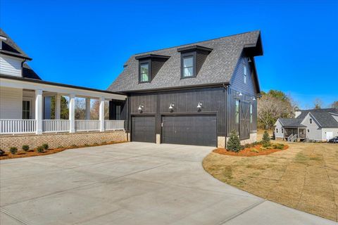 A home in Appling