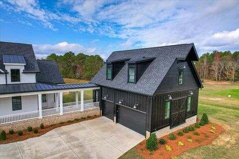 A home in Appling