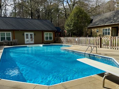 A home in Appling