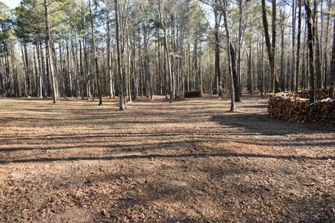 A home in Appling