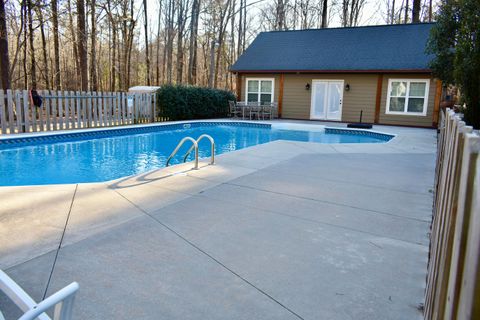 A home in Appling