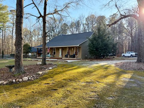 A home in Appling