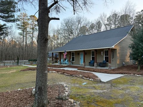 A home in Appling