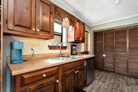 Tiny photo for 373 Jennys Cove Road, Cleveland, GA 30528 (MLS # 548363)