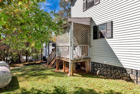 Tiny photo for 373 Jennys Cove Road, Cleveland, GA 30528 (MLS # 548363)