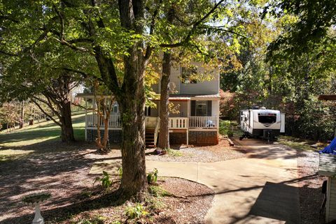 Tiny photo for 373 Jennys Cove Road, Cleveland, GA 30528 (MLS # 548363)
