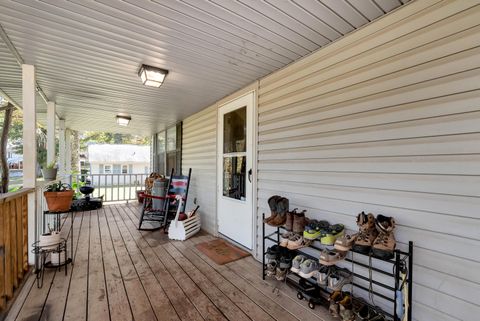 Tiny photo for 373 Jennys Cove Road, Cleveland, GA 30528 (MLS # 548363)