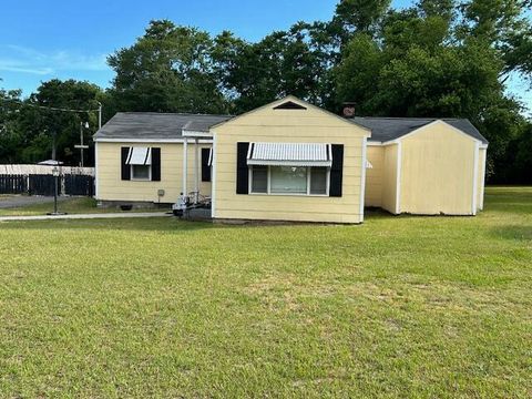 Tiny photo for 3416 SENECA Avenue, Aiken, SC 29801 (MLS # 541941)