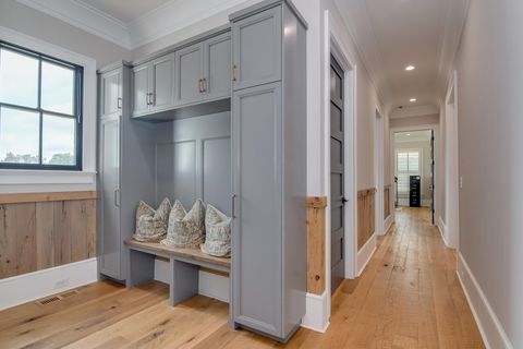 Tiny photo for 162 Lanham Road, Edgefield, SC 29824 (MLS # 545602)