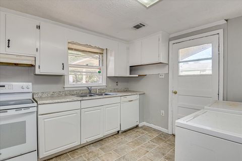 Tiny photo for 537 Bradleyville Road, North Augusta, SC 29841 (MLS # 548622)