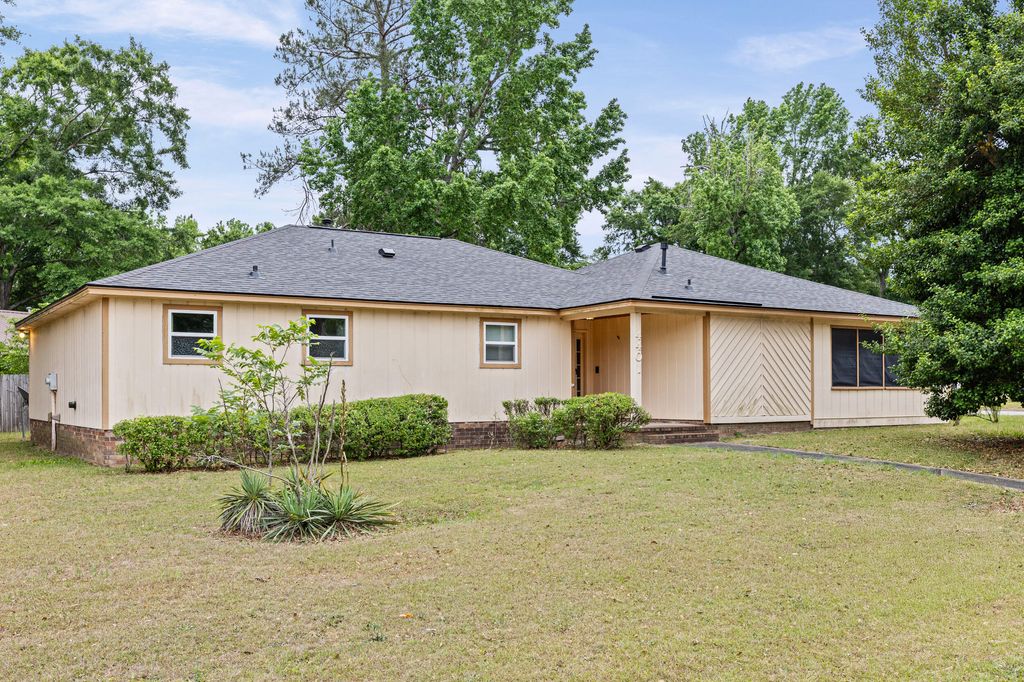 Photo of 4401 Goshen Lake Drive, Augusta, GA 30906 (MLS # 554736)