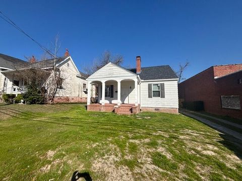 Photo of 2063 Broad Street, Augusta, GA 30904 (MLS # 552667)