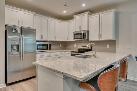 Tiny photo for 4212 Whitehouse Street, Harlem, GA 30814 (MLS # 543439)