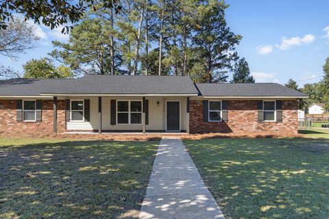Photo of 4023 S Goshen Lake Drive, Augusta, GA 30906 (MLS # 548334)
