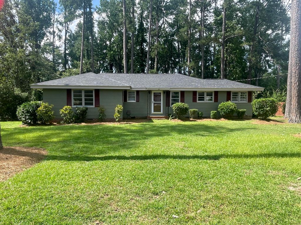 Photo for 118 Langham Street, Thomson, GA 30824 (MLS # 544401)