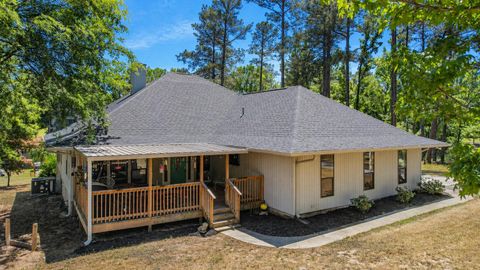 Photo of 3970 Blackstone Camp Road, Martinez, GA 30907 (MLS # 555298)