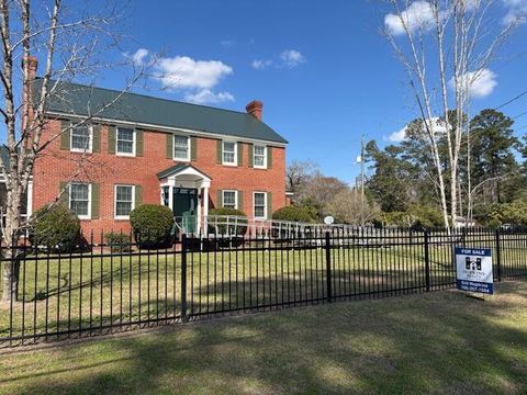 Tiny photo for 39 E Calhoun Street, Wadley, GA 30477 (MLS # 552879)