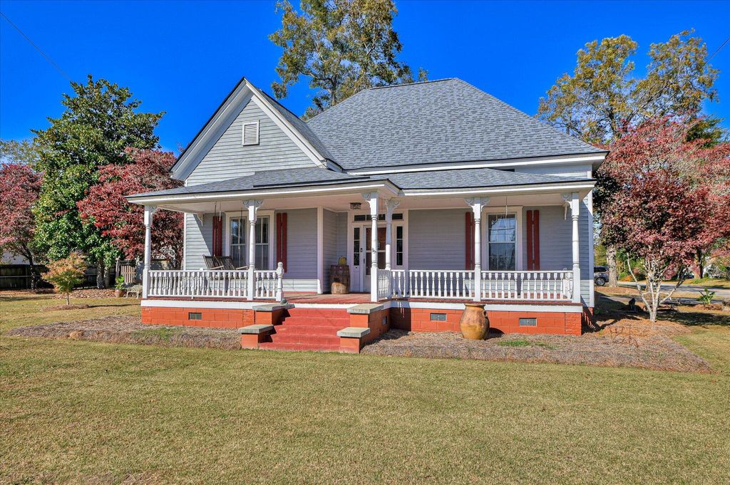 Photo of 818 Calhoun Street, Johnston, SC 29832 (MLS # 549052)