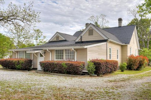 A home in Waynesboro