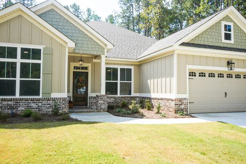 Photo of 104 GODFREY Drive, McCormick, SC 29835 (MLS # 540824) Photo of 104 GODFREY Drive, McCormick, SC 29835 (MLS # 540824)